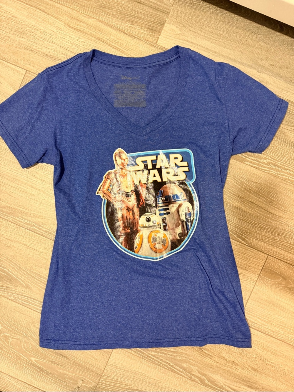 Star Wars women’s large t-Shirt with Droid Graphic